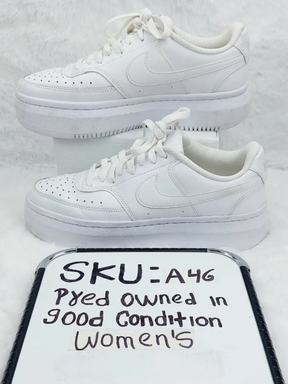 Nike women white